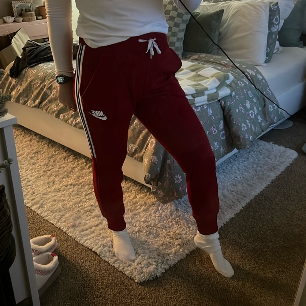 Womens Nike Sweatpants
